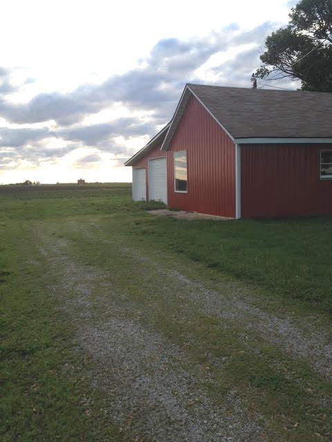597 County Road 100 E, Ivesdale, IL 61851 - photo 55