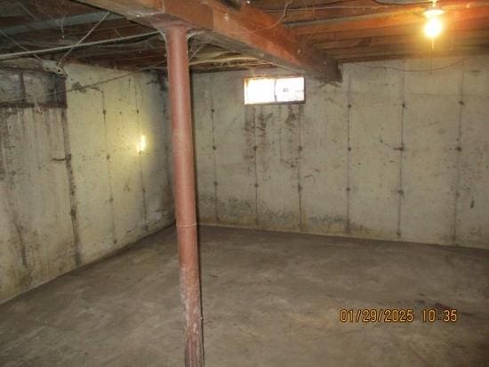 125 N Anderson Rd, New Lenox, IL 60451 - view of below grade area