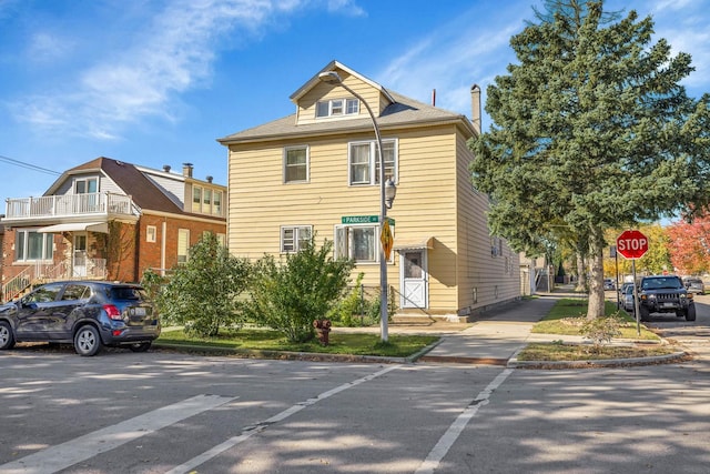 view of front of home