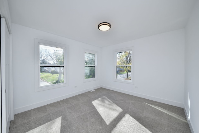 empty room featuring carpet