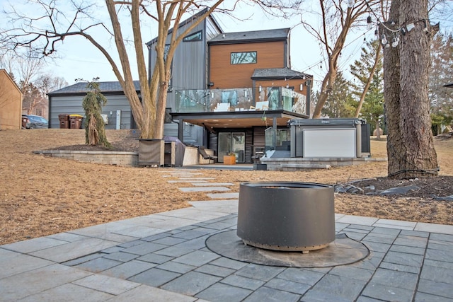 view of front of home featuring a patio