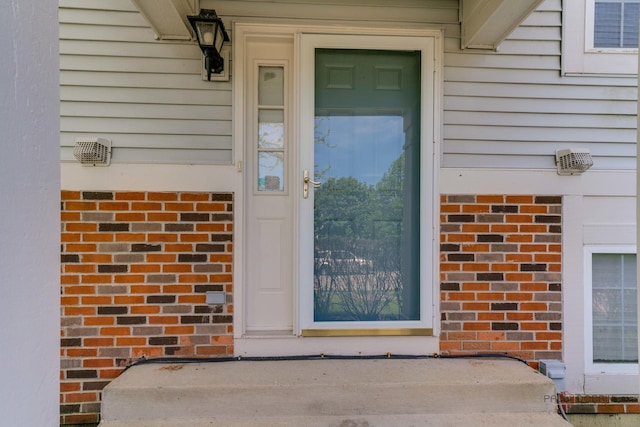 181 Holiday Ln, Hainesville, IL 60073 - photo 2