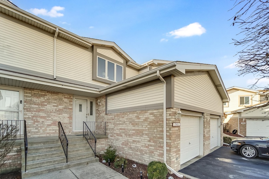 7933 160th St, Tinley Park, IL 60477 - exterior space