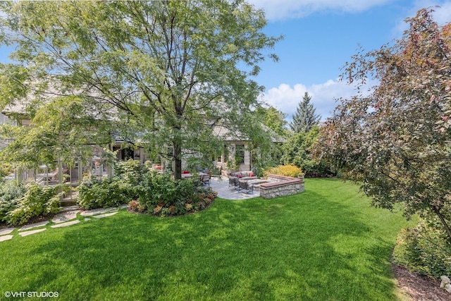 5101 Central Ave, Western Springs, IL 60558 - view of grassy yard with a patio