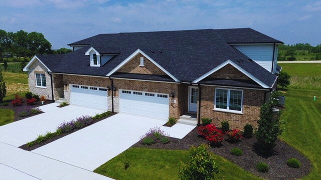 16521 Kayla Dr, Lemont, IL 60439 - photo 1
