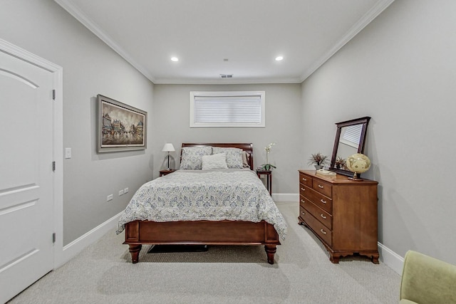 bedroom featuring recessed lighting, light carpet, visible vents, baseboards, and ornamental molding