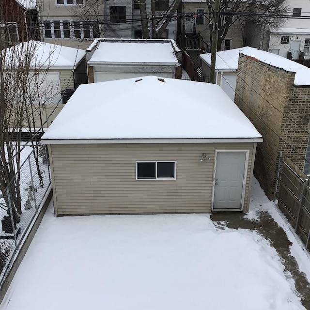 2921 N Kedzie Ave, Chicago, IL 60618 - exterior space