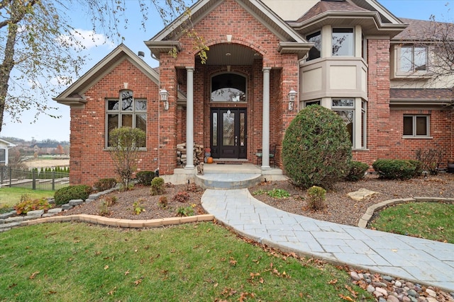 view of front facade with a front yard