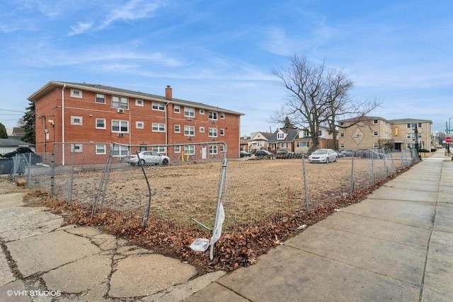 Listing photo 2 for 6519 W Addison St, Chicago IL 60634