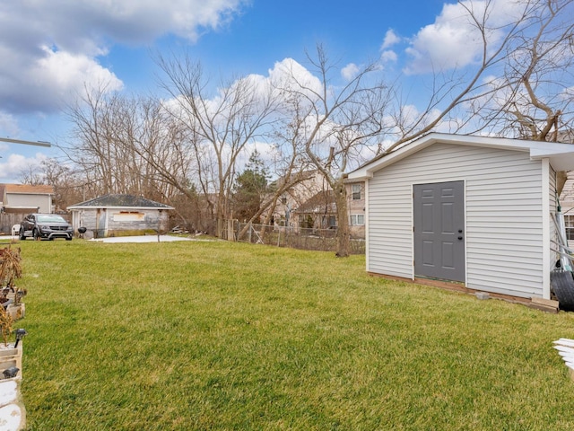 view of yard with a storage shed