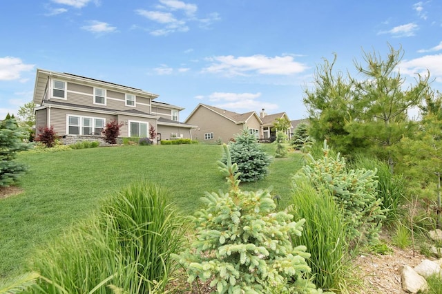 885 Simpson Ave, Elburn, IL 60119 - view of front of property with a front lawn
