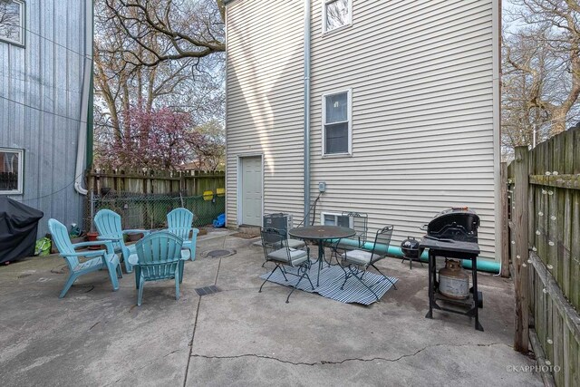 2239 W Cornelia Ave, Chicago, IL 60618 - photo 11