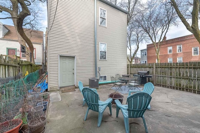2239 W Cornelia Ave, Chicago, IL 60618 - photo 12