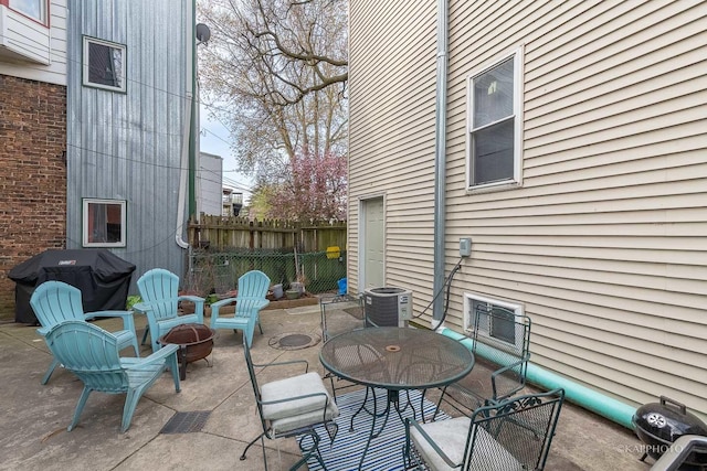 2239 W Cornelia Ave, Chicago, IL 60618 - photo 13