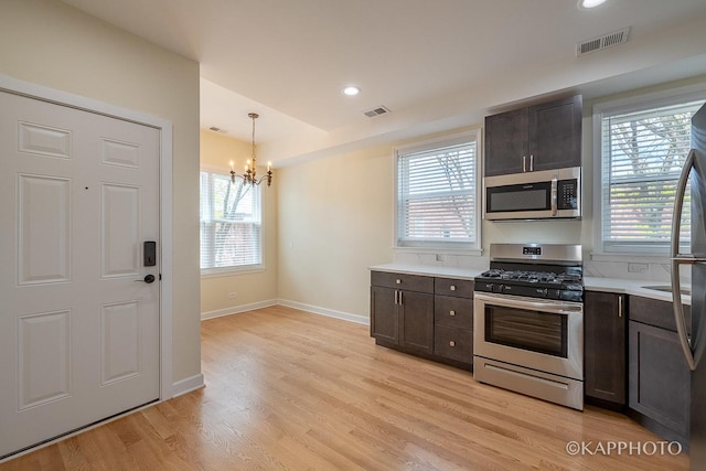 2239 W Cornelia Ave, Chicago, IL 60618 - photo 17