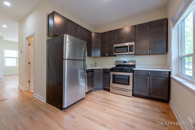 2239 W Cornelia Ave, Chicago, IL 60618 - photo 20