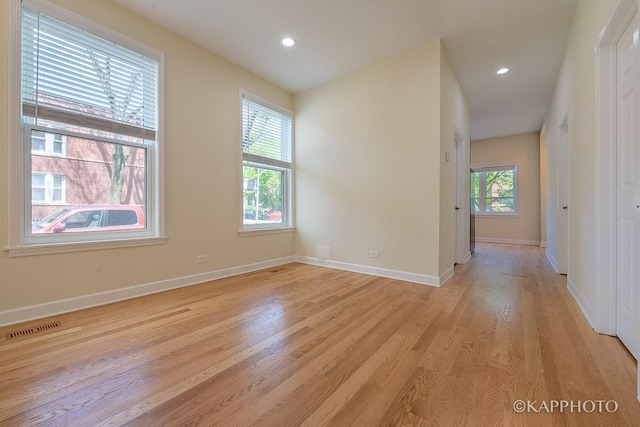 2239 W Cornelia Ave, Chicago, IL 60618 - photo 28