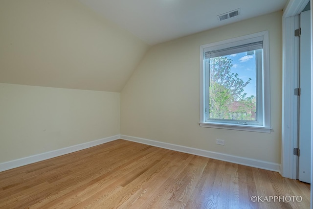 2239 W Cornelia Ave, Chicago, IL 60618 - photo 46