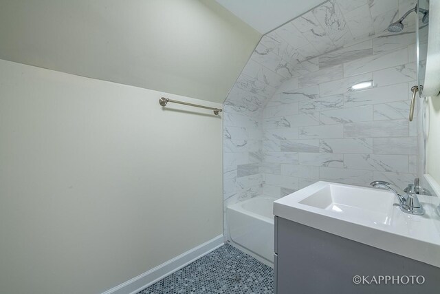 2239 W Cornelia Ave, Chicago, IL 60618 - photo 50