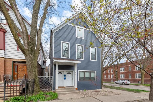 2239 W Cornelia Ave, Chicago, IL 60618 - photo 6