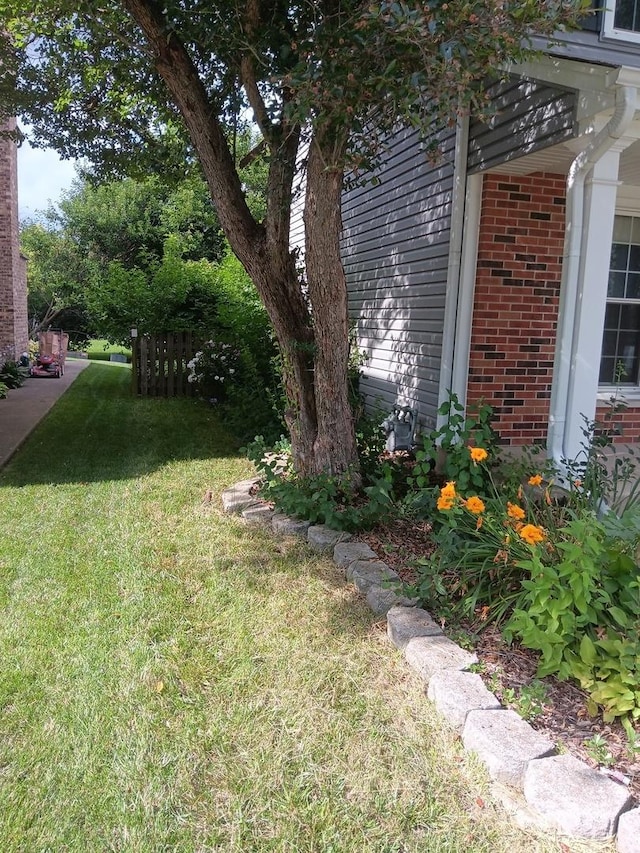 1024 Confederation Dr, Bartlett, IL 60103 - photo 2