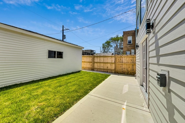 view of yard with a patio area