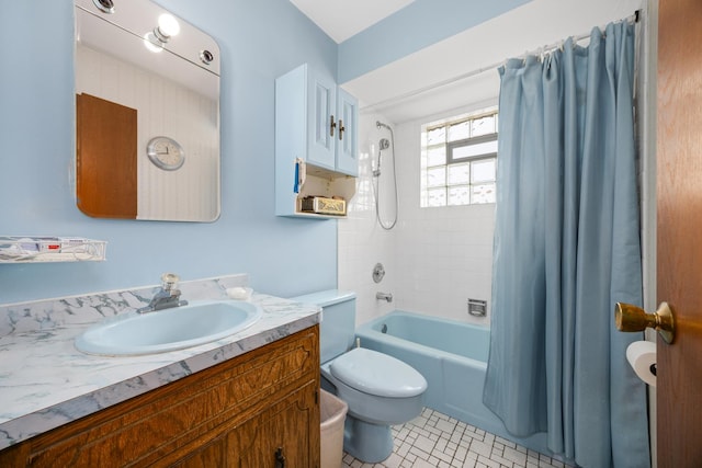 full bathroom featuring toilet, shower / bathtub combination with curtain, tile patterned flooring, and vanity