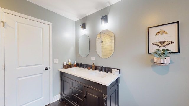 7N108 Hastings Dr, Saint Charles, IL 60175 - bathroom featuring double vanity and baseboards