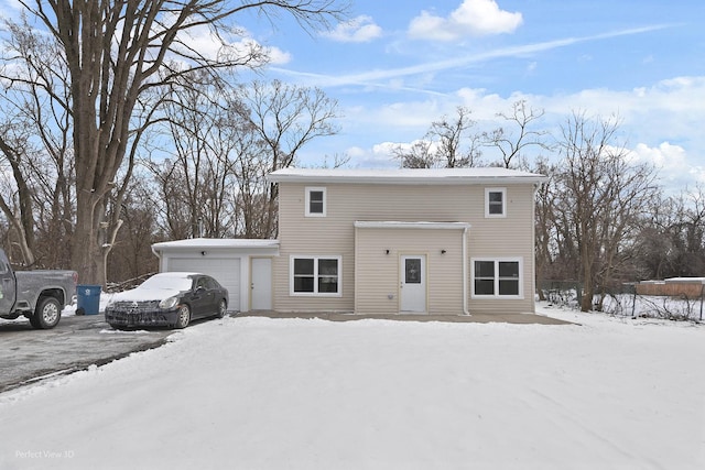 view of front facade with a garage