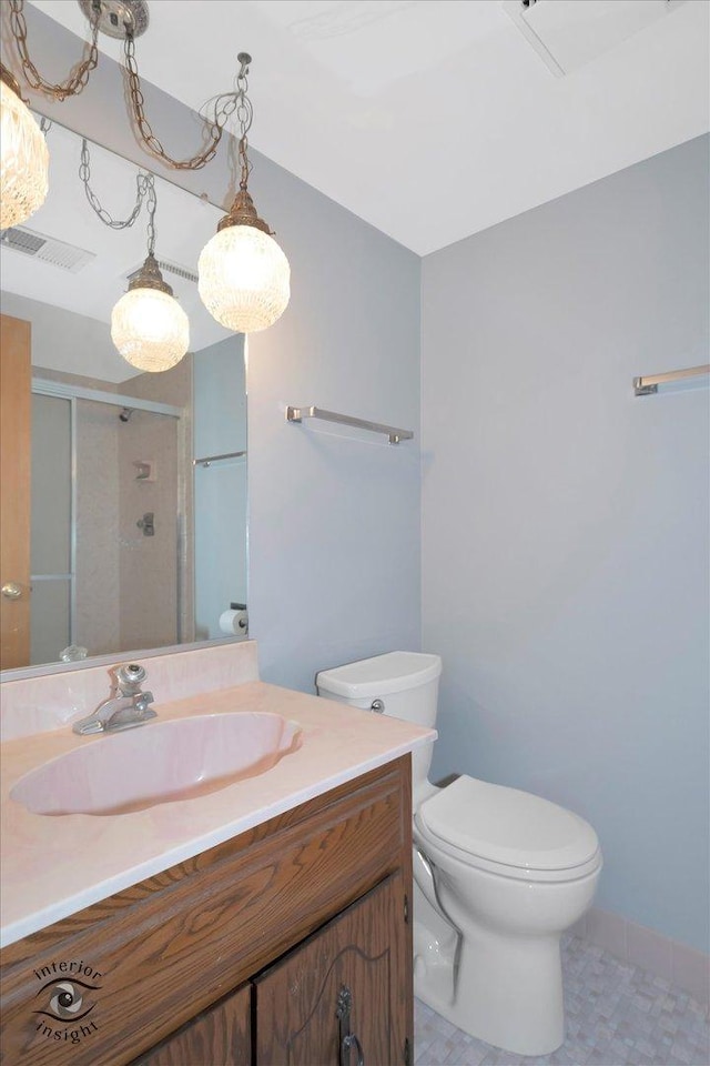 full bath featuring visible vents, toilet, a stall shower, and vanity