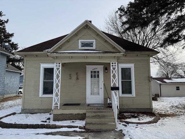 view of bungalow-style house