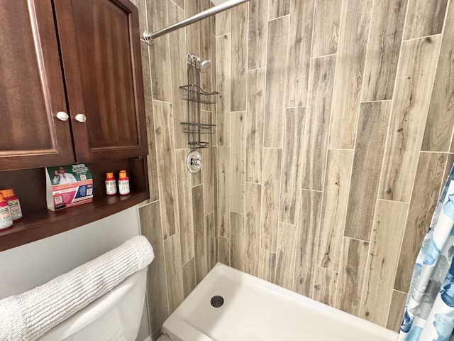 614 E Baltimore St, Wilmington, IL 60481 - full bath featuring a stall shower and toilet