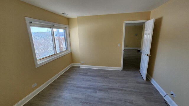 15 Piper Ln Unit 102, Prospect Heights, IL 60070 - full bath with  shower combination, vanity, toilet, and tile patterned floors