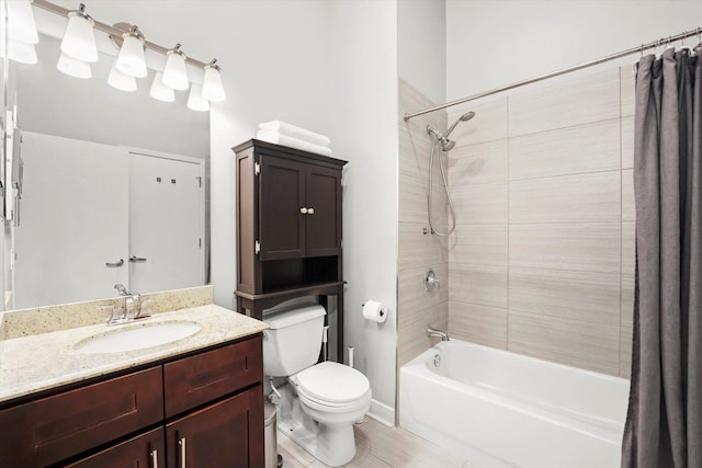 full bathroom with shower / bath combination with curtain, vanity, and toilet