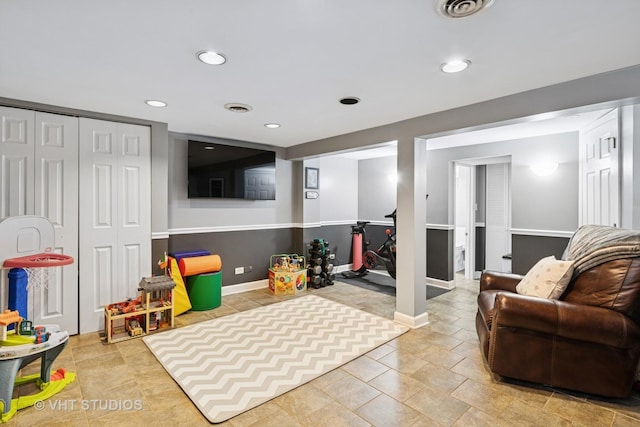 game room with recessed lighting, visible vents, and baseboards