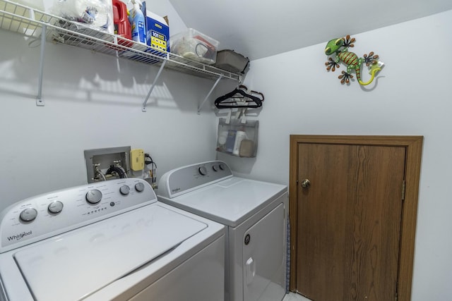 laundry room featuring laundry area and washing machine and dryer