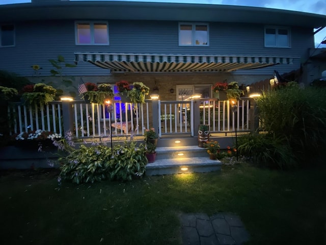 exterior space featuring a porch