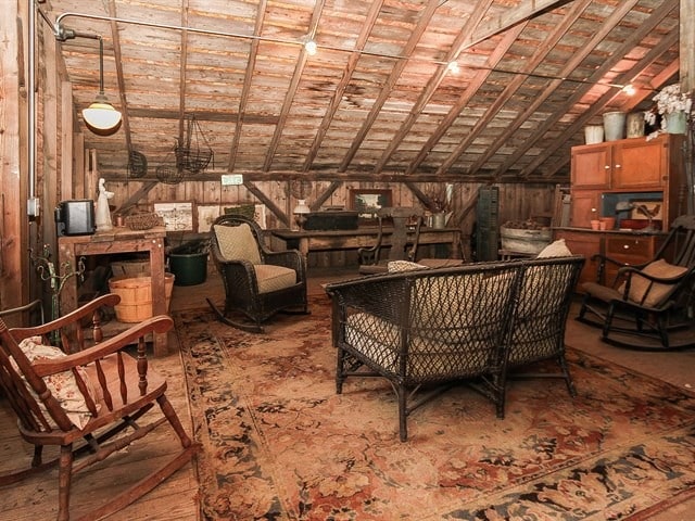 44W906 Berner Rd, Hampshire, IL 60140 - sitting room featuring vaulted ceiling