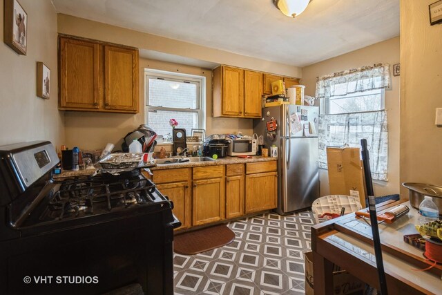 10152 S Bensley Ave, Chicago, IL 60617 - photo 4