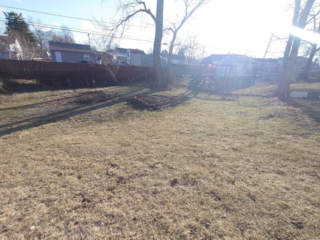 view of yard featuring fence