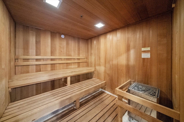 view of sauna / steam room