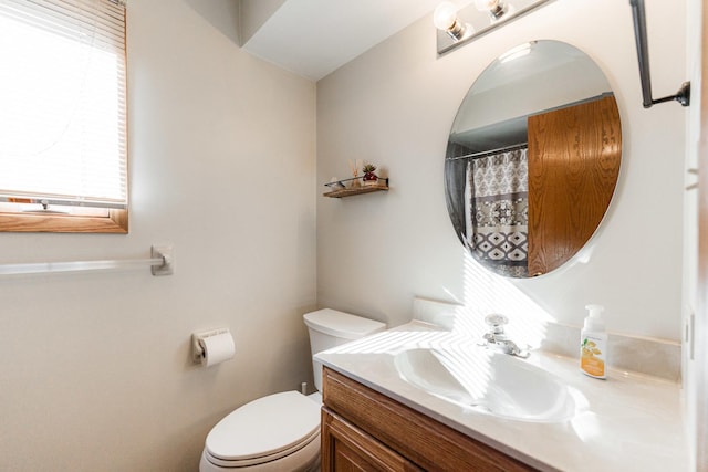 7914 S Garfield Ave, Burr Ridge, IL 60527 - full bath featuring vanity and a shower with shower curtain