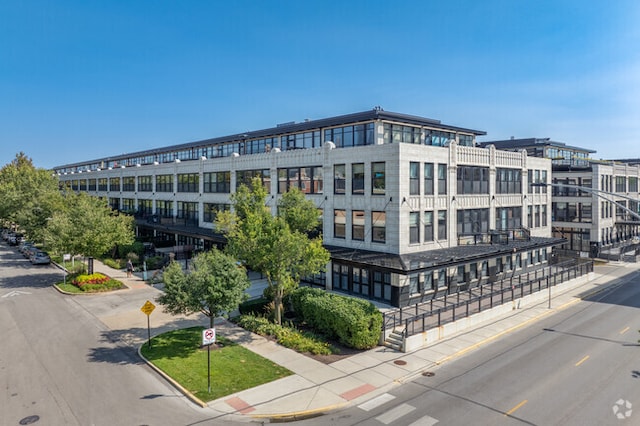 view of building exterior