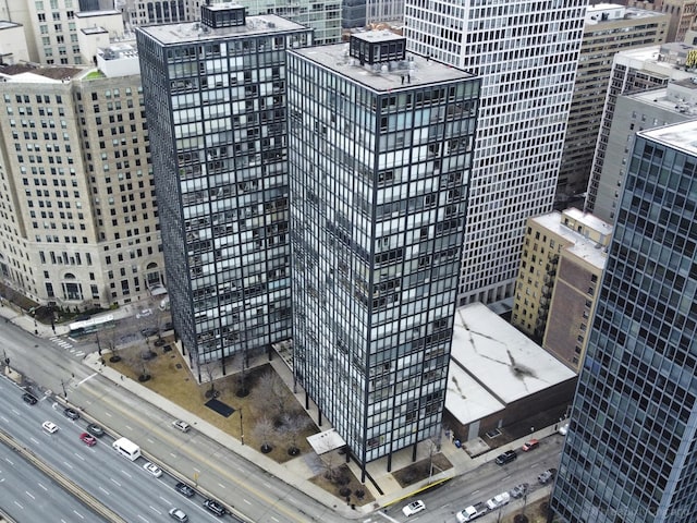 bird's eye view with a city view