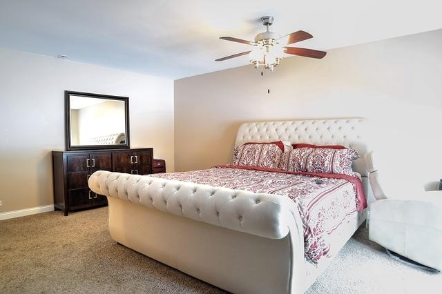 526 Thomas Rd, Bolingbrook, IL 60440 - photo 14