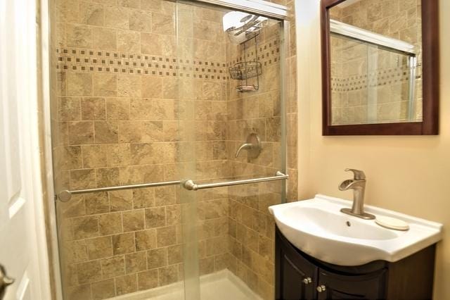 526 Thomas Rd, Bolingbrook, IL 60440 - photo 15