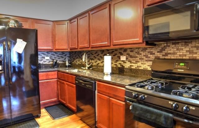 526 Thomas Rd, Bolingbrook, IL 60440 - photo 6
