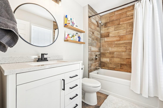 full bathroom featuring shower / tub combo with curtain, vanity, and toilet