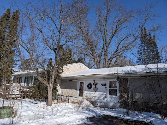 view of front of house