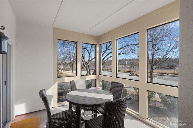 view of sunroom / solarium